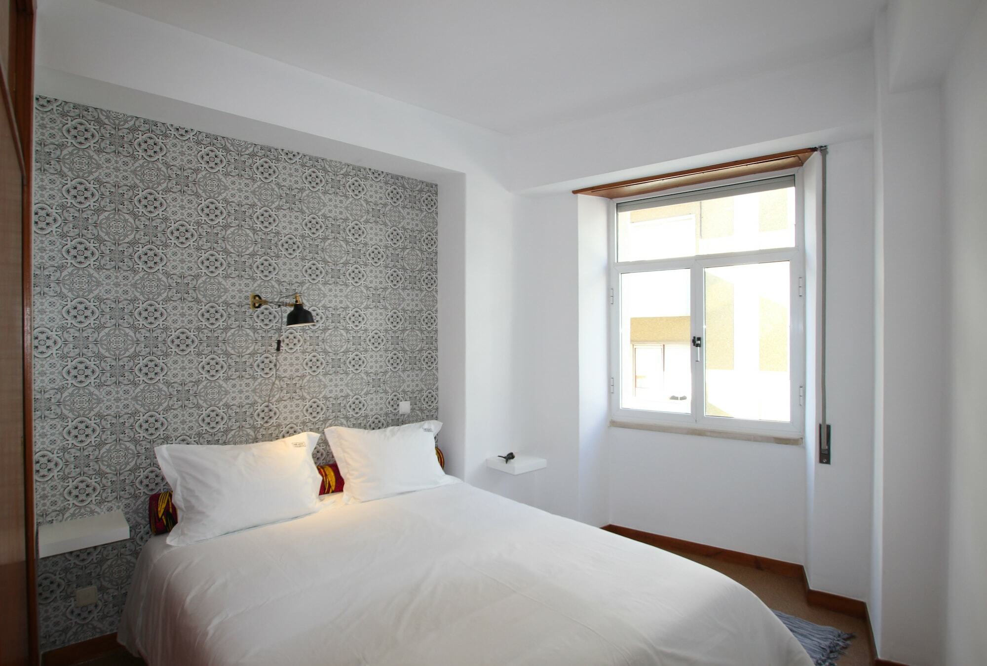 Bn Ghouse Apartment Lisbon Bagian luar foto
